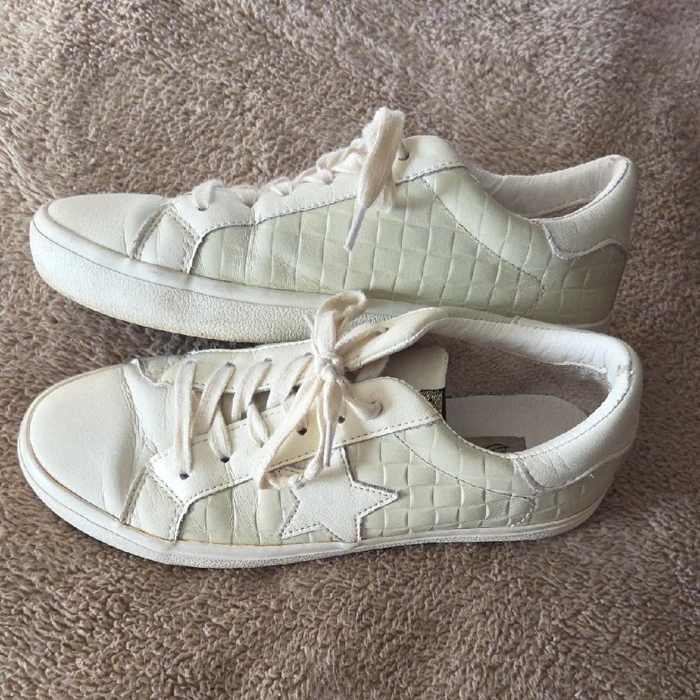 Vintage Havana Cream Textured Sneakers